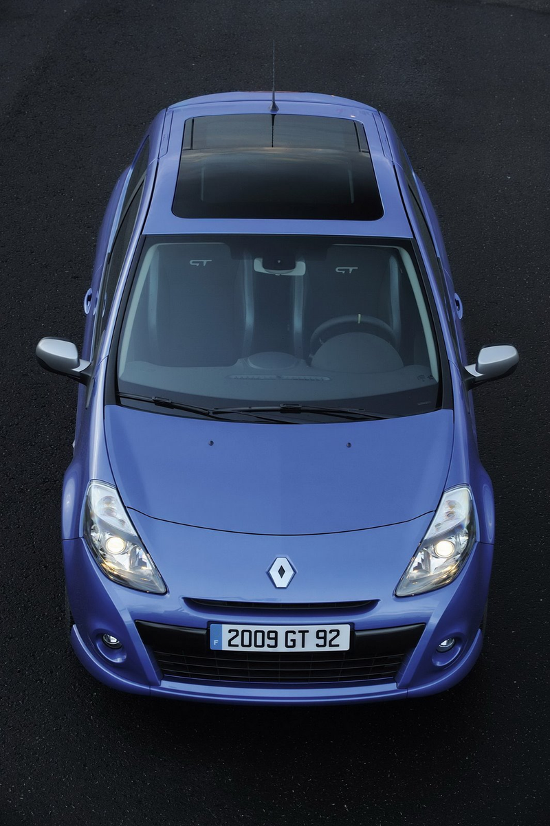 Illustration for article titled 2009 Renault Clio Refreshed For Geneva